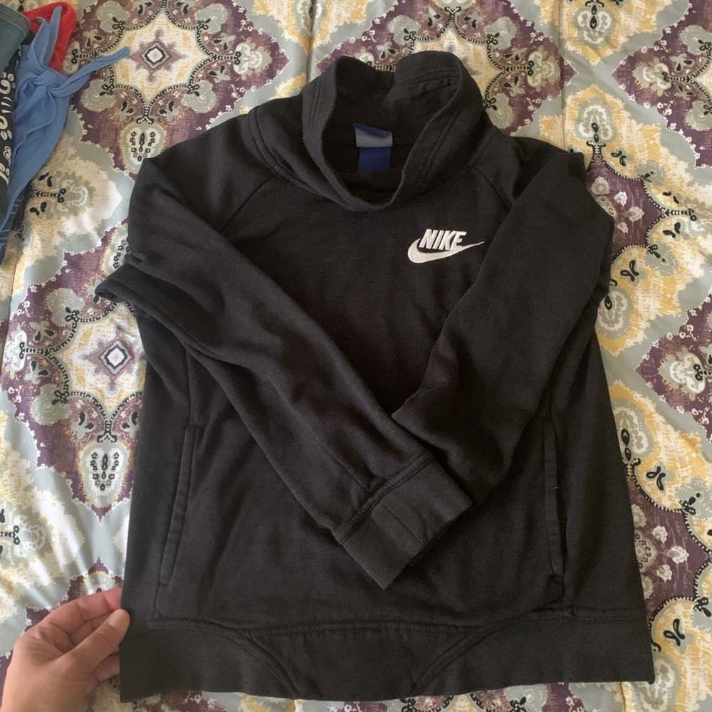 Nike sweatshirt